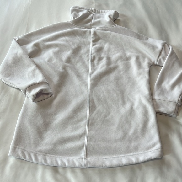 Workshop Republic Clothing White Fleece Lined Cowl Neck Sweatshirt w/ Pockets - Picture 2 of 5